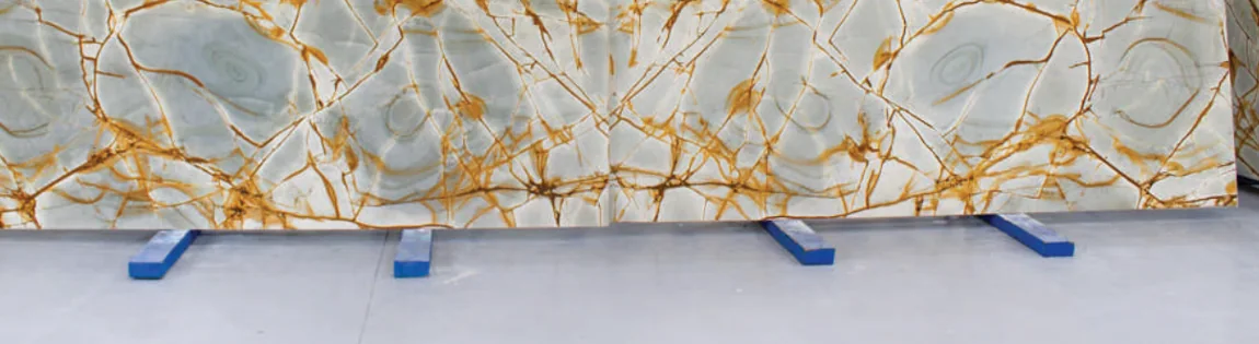 Natural stone slab: Blue Roma