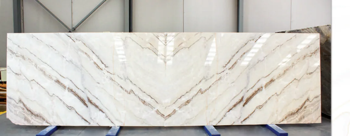 Natural stone slab: Calacatta Portuguesa
