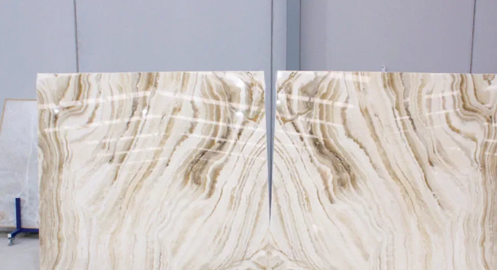 Natural stone slab: Cream Ivory Onyx
