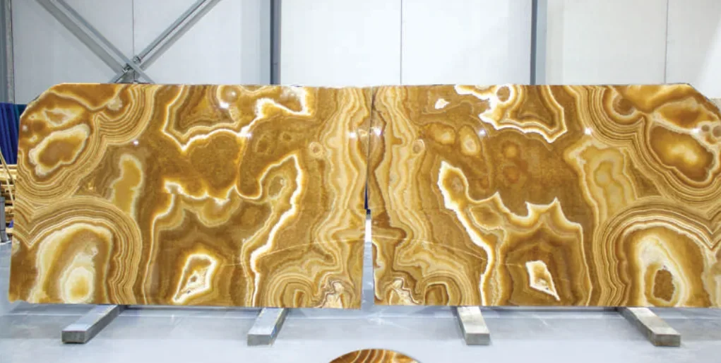 Natural stone slab: Honey Onyx