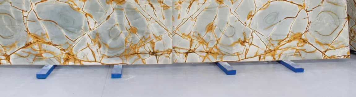 Natural stone slab: Blue Roma